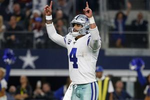 Cowboys colocó la etiqueta de Jugador Franquicia en Dak Prescott