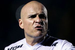 Paco Chacón recordó el día que lanzó besos a la tribuna en Toluca