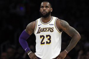 NBA reducirá 25 por ciento de sueldo a jugadores por coronavirus