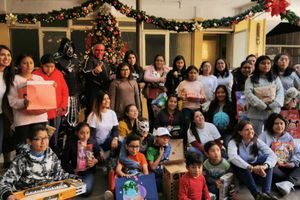 Estrellas de Lucha Libre AAA festejaron en grande el Día de Reyes