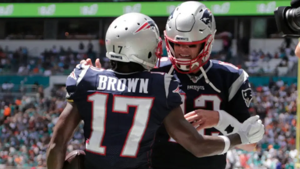 Antonio Brown sólo jugaría en 2020 con Tom Brady