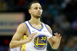 Stephen Curry será baja por lo menos tres meses con  Warriors