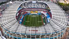 Cancha del Estadio Azteca, impecable y casi lista para NFL México