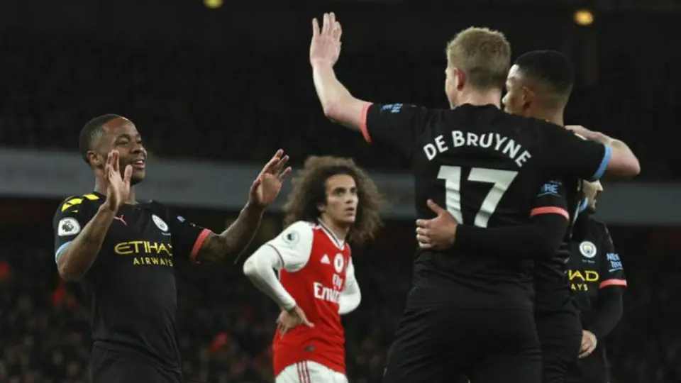 Manchester City vs Arsenal, pospuesto por coronavirus