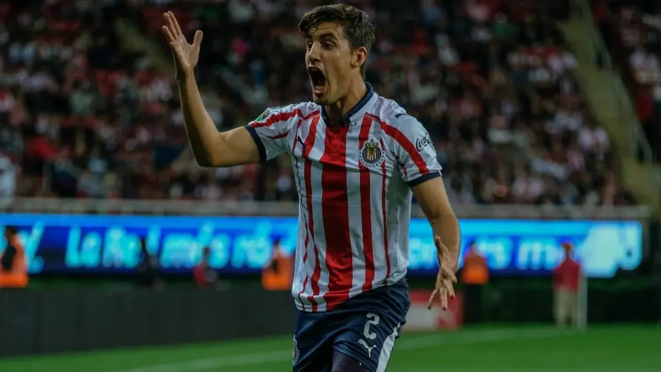 Santos oficializó a Josecarlos Van Rankin como refuerzo para el Clausura 2020