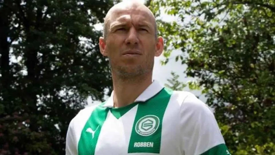 Arjen Robben: El holandés salió del retiro para jugar con el Groningen