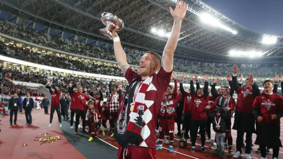 Lukas Podolski no renovó contrato con Vissel Kobe