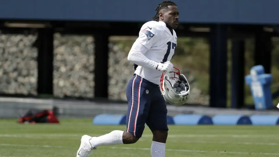 Antonio Brown habría intimidado a mujer que lo denunció de acoso sexual