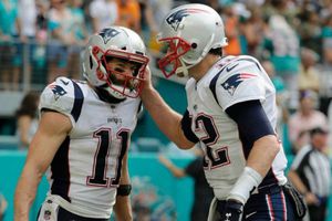 Edelman inició 'campaña política' para que Tom Brady se quede con Patriots