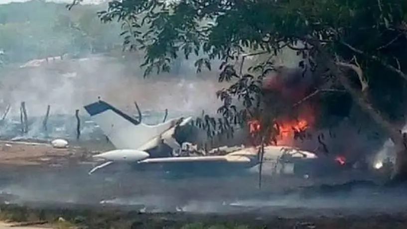 Mueren seis personas en Chihuahua por el desplome de una avioneta