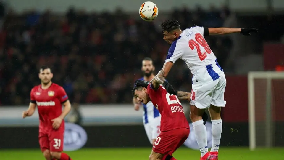 Tecatito Corona y Porto, derrotados en la Ida de los 16vos de Final de la Europa League