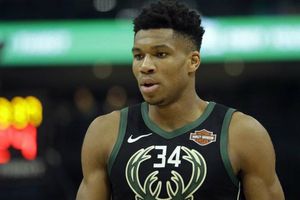 Giannis Antetokounmpo sufrió de 'hackeo' en sus redes sociales