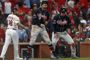 Atlanta remontó a Cardinals y se colocó a una victoria de la Serie de Campeonato