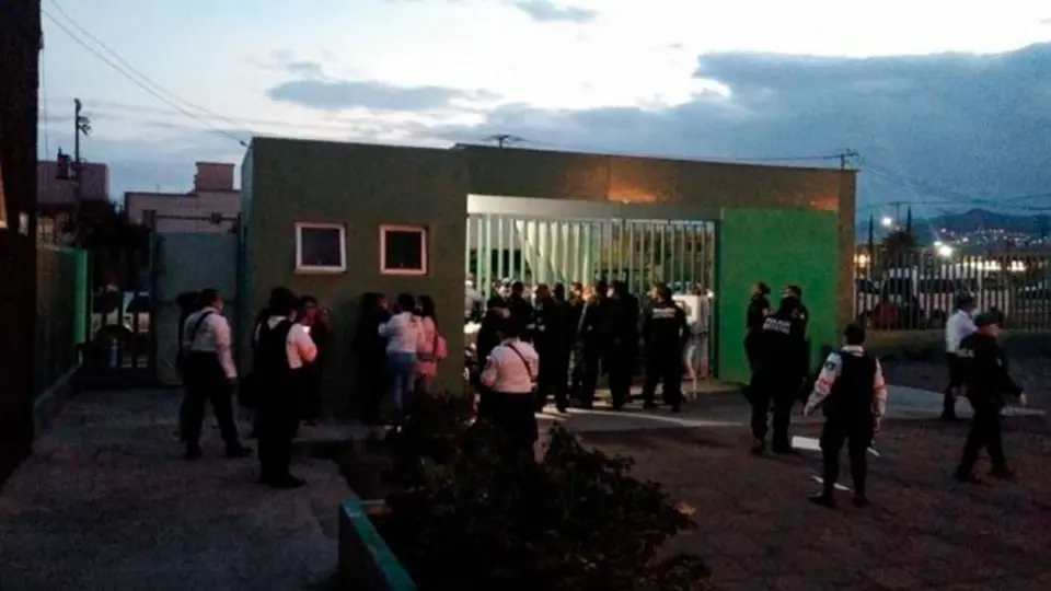 Familiares de pacientes con COVID-19 ingresaron a la fuerza a hospital de Ecatepec
