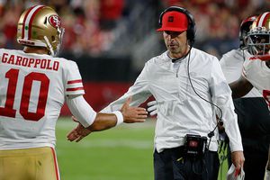 Jimmy Garoppolo brilló intensamente en triunfo de 49ers sobre Cardinals