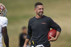 NFL: 49ers renovó a Kyle Shanahan hasta el 2025
