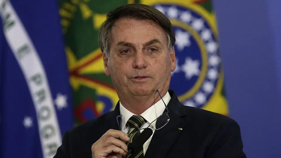 Jair Bolsonaro quiere que el futbol se reanude en Brasil pese al coronavirus