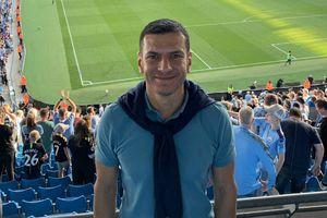 Jimmy Lozano estuvo en el Etihad Stadium en goleada del Manchester City sobre Watford