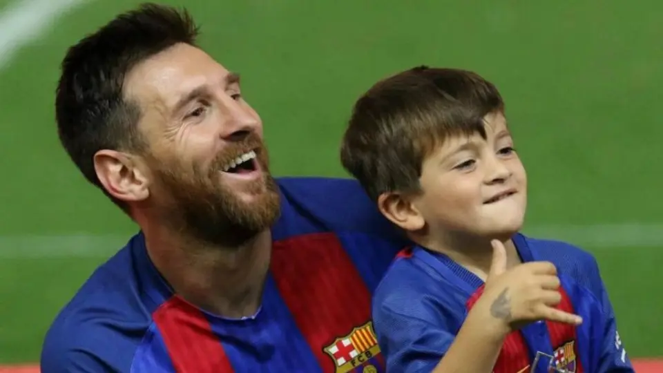 Lionel Messi y Thiago sorprendieron a Antonella con regalo de San Valentín