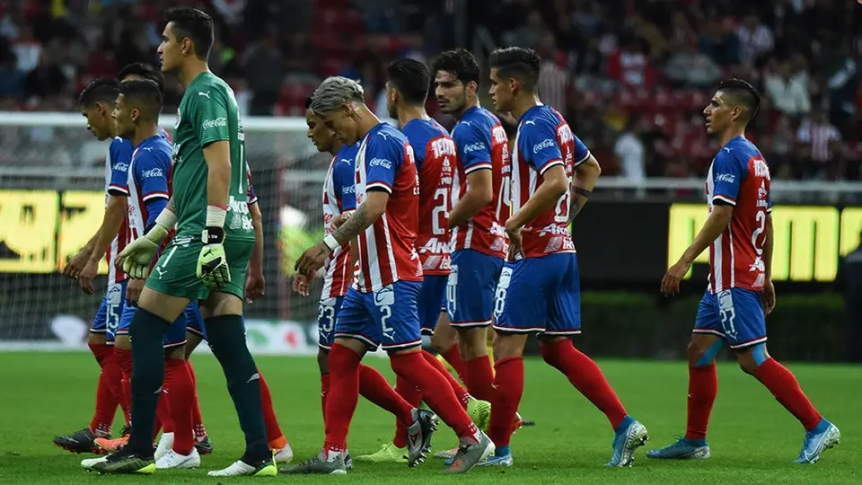 Chivas, sorprendido y exhibido por Dorados en Copa MX