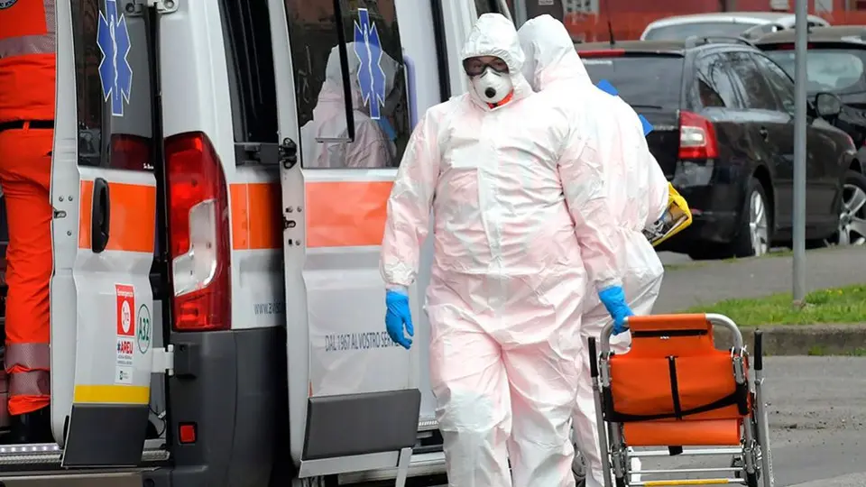 Italia registró casi mil muertos por coronavirus en un solo día