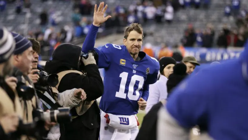 Eli Manning: 'Si los Giants sólo me quieren de suplente, dudo aceptar'