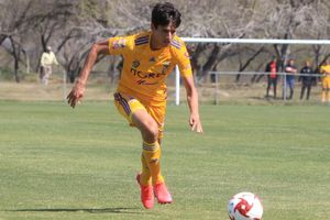 VIDEO: Jürgen Damm bromeó con su habilidad para mandar centros