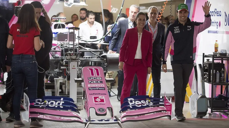 Claudia Sheinbaum visitó el AHR previo al GP de México