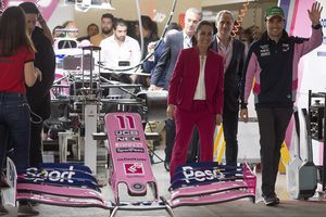 Claudia Sheinbaum visitó el AHR previo al GP de México