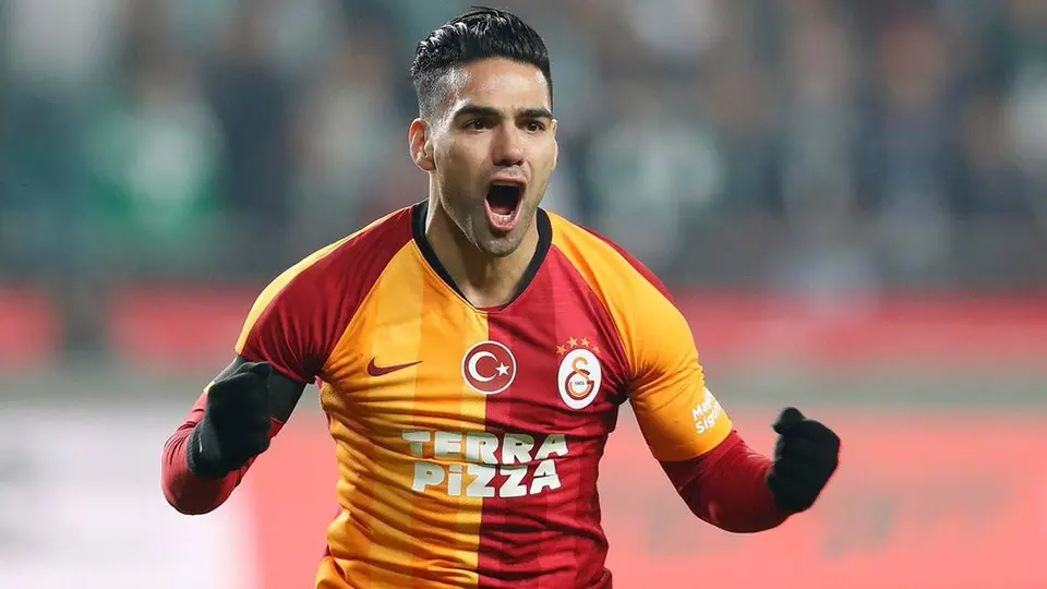 Falcao criticó que no se permitan los abrazos en los festejos de gol