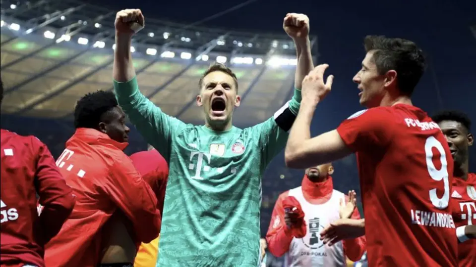 Manuel Neuer renovó hasta 2023 con el Bayern Munich