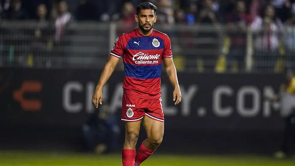 Miguel Ponce fue el elegido de Chivas para la eLiga MX, pero 'no tenía el nivel'