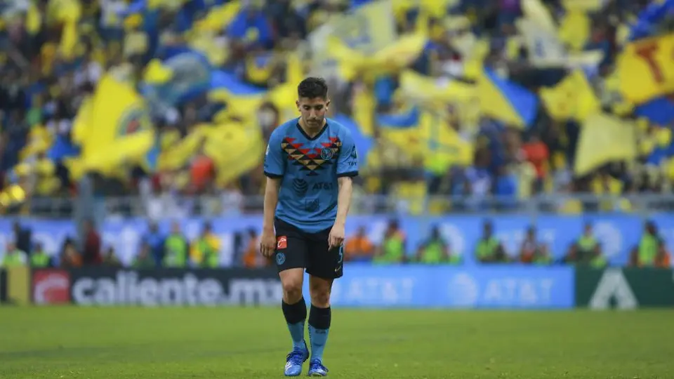 América: Piojo Herrera pone en duda la continuidad de Santiago Cáseres