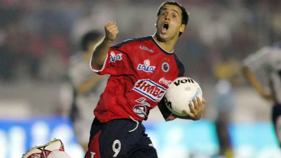 Hijo de Gustavo Biscayzacú fue convocado por el Tri Sub 16
