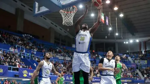 Capitanes derrotó a Aguacateros en dramático juego e igualó la serie