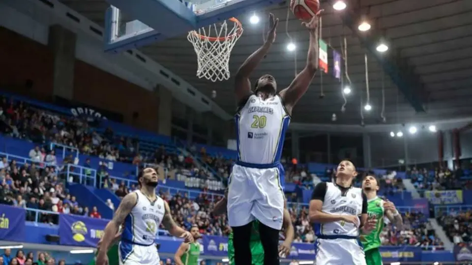 Capitanes derrotó a Aguacateros en dramático juego e igualó la serie