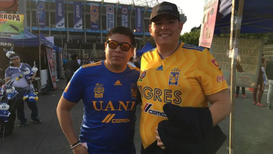Afición de Tigres 'invadió' el Estadio Azteca para el enfrentamiento ante Cruz Azul