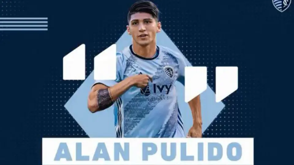 Alan Pulido, con el objetivo del Título de goleo de Carlos Vela