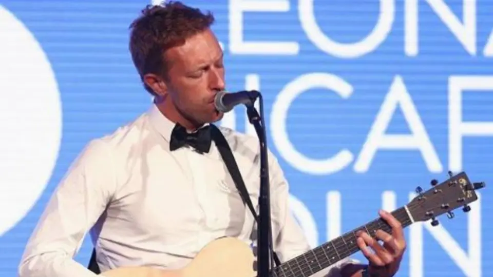 Chris Martin ofreció concierto en Instagram por coronavirus