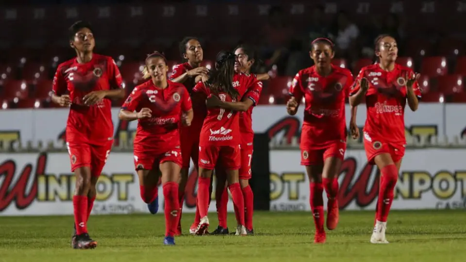 Jesús Martínez pagó adeudos salariales de Veracruz Femenil