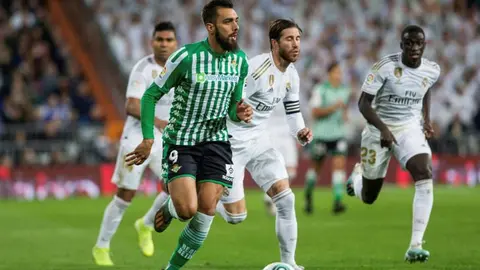 Guardado y Betis anularon al Real Madrid en el Bernabéu