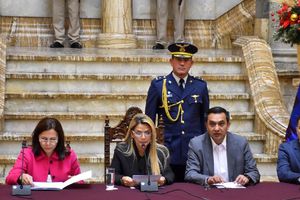 Embajadora de México es expulsada de Bolivia