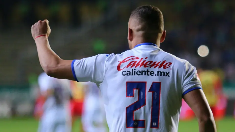 Cruz Azul: ¿4 o 21?, ¿qué fue lo que escribió el auxiliar de Siboldi?