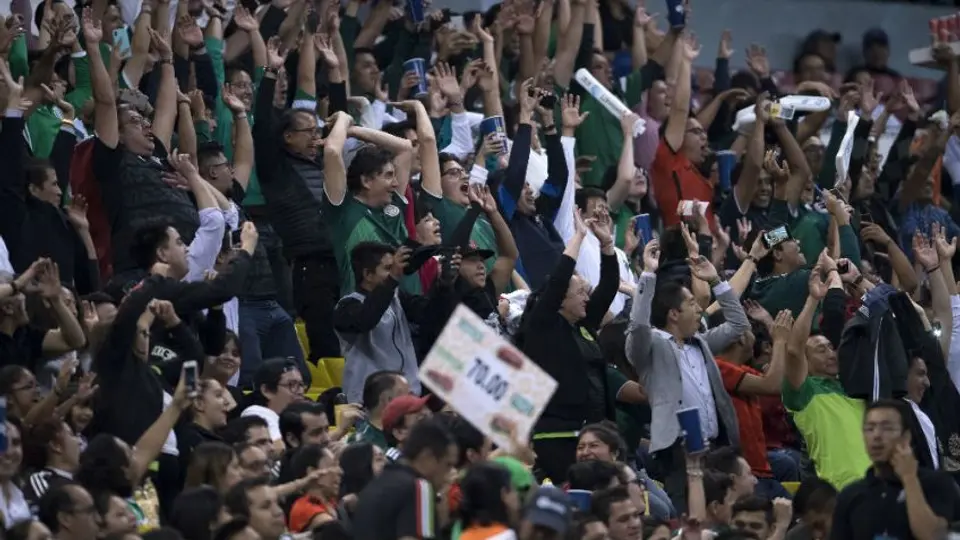Afición de México 'moderó' grito de 'Eh pu...' en el Estadio Azteca