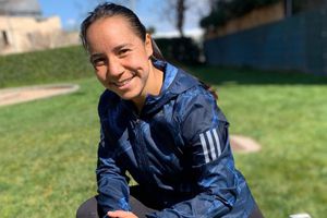 Charlyn Corral compartió rutina de ejercicios para hacer en casa