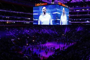 Kobe Bryant: Reventa para juego Lakers vs Portland alcanza casi los dos mdp