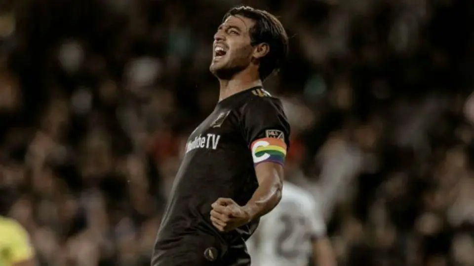 Carlos Vela, pretendido por el Al-Ahli de Arabia Saudita