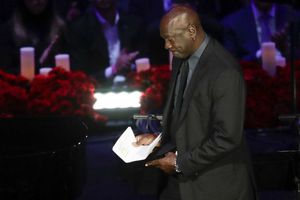 Michael Jordan, Michael Phelps, JLo y otras figuras, presentes en homenaje a Kobe