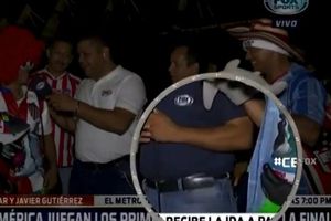 Robaron celular a reportero de Fox Sports en pleno enlace en vivo