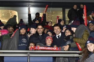 PSG creó un robot con cámara para que aficionado enfermo fuera al estadio 